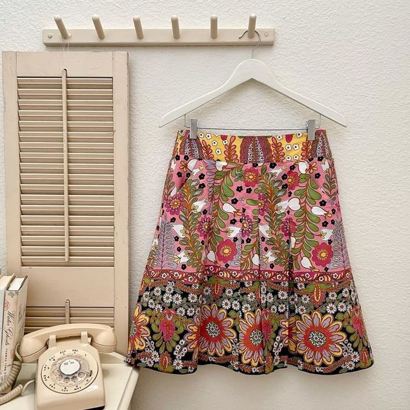 CAbi Ashbury A-line Pleated Mixed Media Floral Print Cotton Skirt, Size 4 - Picture 1 of 9